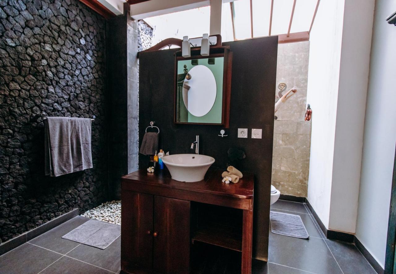 Villa Bukit Malas 아메드 외부 사진