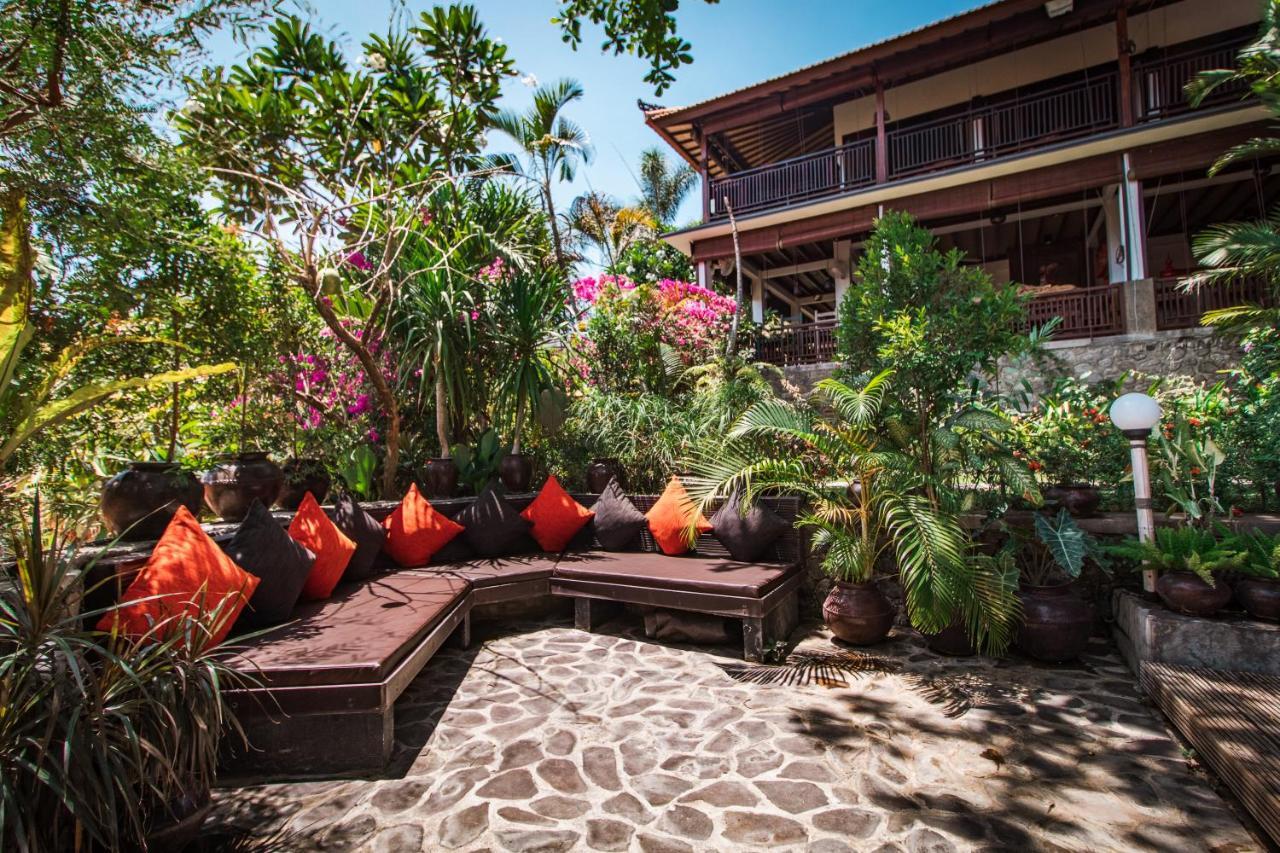 Villa Bukit Malas 아메드 외부 사진