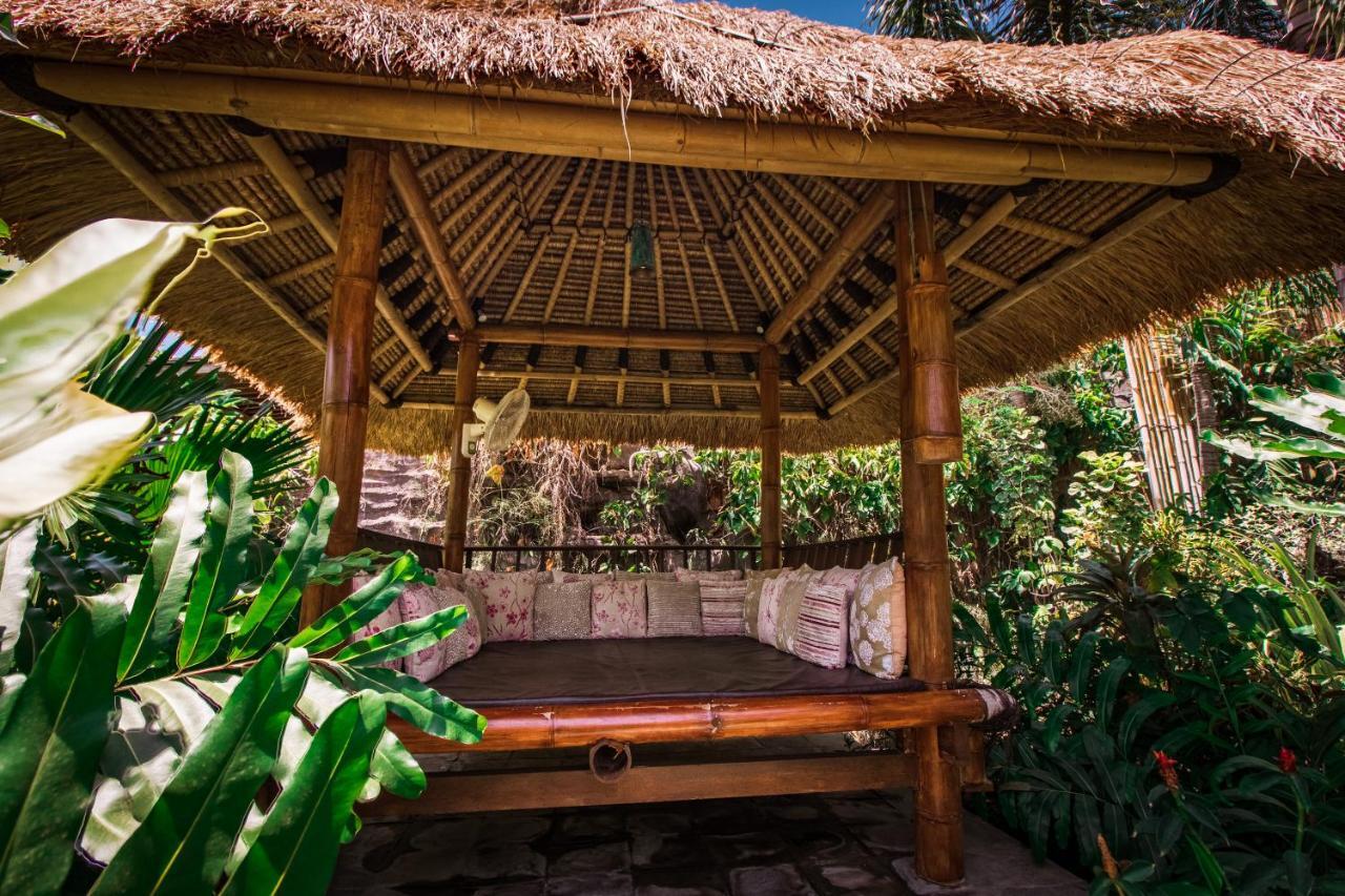 Villa Bukit Malas 아메드 외부 사진