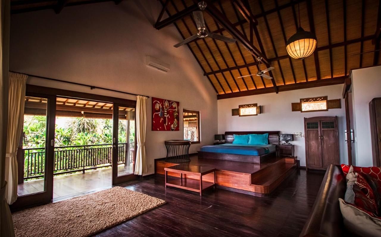 Villa Bukit Malas 아메드 외부 사진